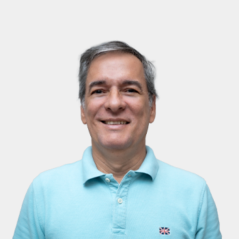 Front photograph of Professor David Alfredo Fuentes