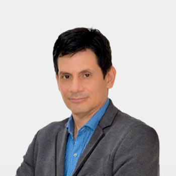 Front photograph of Professor Fernando Rondon Gonzalez