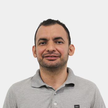 Front photograph of Professor Héctor Edonis Pinedo Tapias