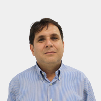 Fotografía frontal del profesor Jabid Eduardo Quiroga