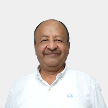 Front photograph of Professor Mario García González