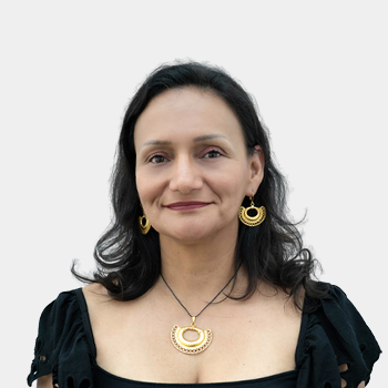 Fotografía frontal de la profesora Laura Andrea Rodriguez