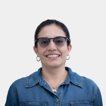 Fotografía frontal de la profesora Zandra Yoana Lizarazo