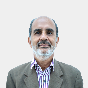 Front photograph of Professor Guillermo Gomez