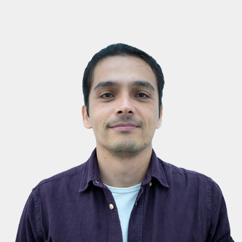 Front photograph of Professor Hernando Yesid Estupíñan