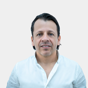 Front photograph of Professor Jonny Duque
