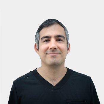 Front photograph of Professor Josue Calderon Gamba