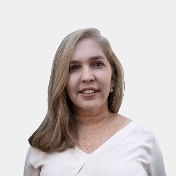 Front photograph of Professor Lydia Diaz