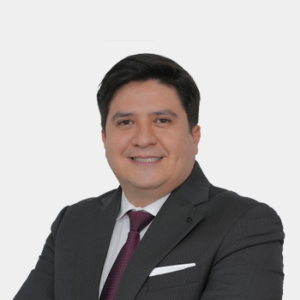 Fotografía frontal del profesor Edgar Mauricio Morales