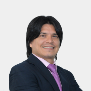 Fotografía frontal del profesor Gustavo Emilio Ramírez Caballero