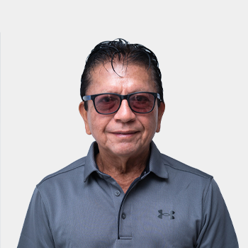 Front photograph of Professor Isnardo Gonzales Jaimes