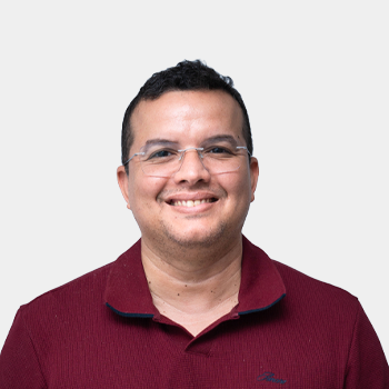 Fotografía frontal del profesor Jose David Perez Ruiz