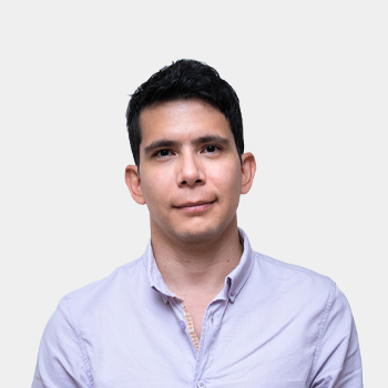 Front photograph of Professor Adrian Alzate Garcia